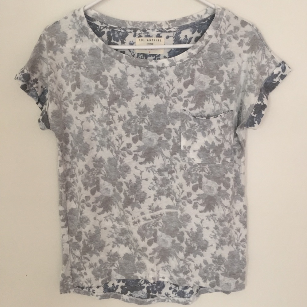 Anthropologie Sol Angeles Floral pocket tee